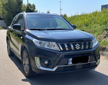 Сузуки Витара 2020 в Киеве на Automoto.ua Черный Сузуки Витара, объемом двигателя 1.4 л и пробегом 18 тыс. км за 19000 $, фото 1 на Automoto.ua