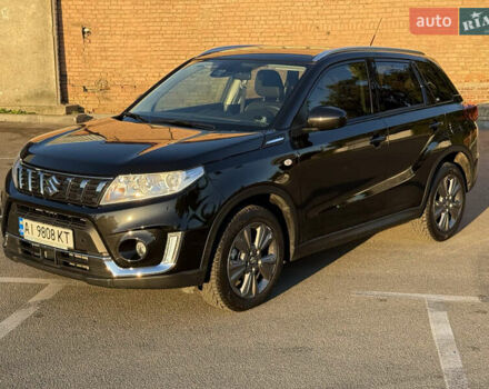 Черный Сузуки Витара, объемом двигателя 1.37 л и пробегом 2 тыс. км за 21900 $, фото 6 на Automoto.ua