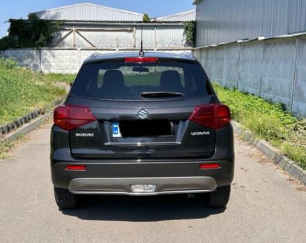 Сузуки Витара 2020 в Киеве на Automoto.ua Черный Сузуки Витара, объемом двигателя 1.4 л и пробегом 18 тыс. км за 19000 $, фото 3 на Automoto.ua