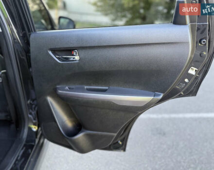 Черный Сузуки Витара, объемом двигателя 1.37 л и пробегом 2 тыс. км за 21900 $, фото 19 на Automoto.ua