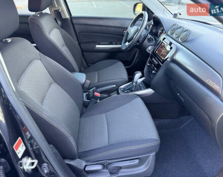 Черный Сузуки Витара, объемом двигателя 1.37 л и пробегом 2 тыс. км за 21900 $, фото 11 на Automoto.ua