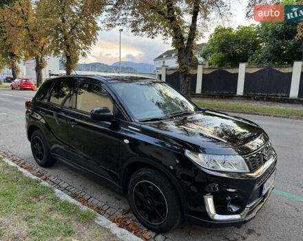 Черный Сузуки Витара, объемом двигателя 1.59 л и пробегом 136 тыс. км за 16091 $, фото 3 на Automoto.ua
