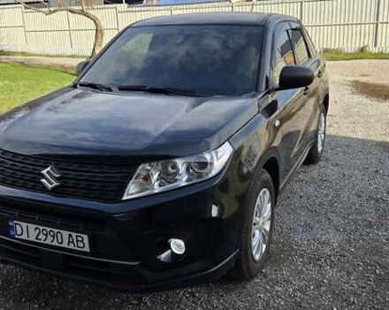 Черный Сузуки Витара, объемом двигателя 1.59 л и пробегом 36 тыс. км за 19000 $, фото 2 на Automoto.ua