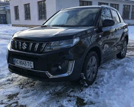 Черный Сузуки Витара, объемом двигателя 1.37 л и пробегом 7 тыс. км за 23400 $, фото 5 на Automoto.ua