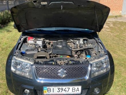 Черный Сузуки Витара, объемом двигателя 2 л и пробегом 131 тыс. км за 8500 $, фото 1 на Automoto.ua