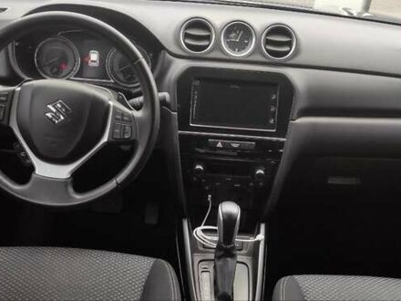 Черный Сузуки Витара, объемом двигателя 1 л и пробегом 100 тыс. км за 15500 $, фото 1 на Automoto.ua