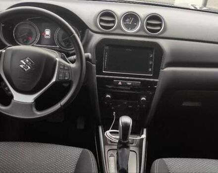 Черный Сузуки Витара, объемом двигателя 1 л и пробегом 100 тыс. км за 15500 $, фото 1 на Automoto.ua