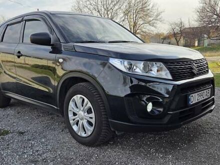 Черный Сузуки Витара, объемом двигателя 1.59 л и пробегом 36 тыс. км за 19000 $, фото 1 на Automoto.ua