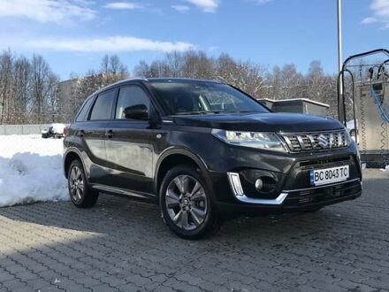 Черный Сузуки Витара, объемом двигателя 1.37 л и пробегом 7 тыс. км за 23400 $, фото 1 на Automoto.ua