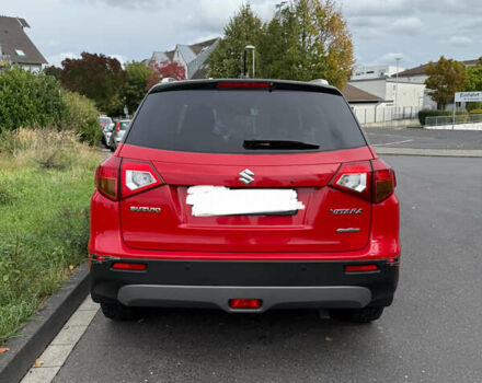 Сузуки Витара 2017 в Чернигове на Automoto.ua Красный Сузуки Витара, объемом двигателя 1.59 л и пробегом 116 тыс. км за 17200 $, фото 4 на Automoto.ua