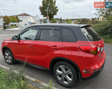Сузуки Витара 2017 в Чернигове на Automoto.ua Красный Сузуки Витара, объемом двигателя 1.59 л и пробегом 116 тыс. км за 17200 $, фото 2 на Automoto.ua