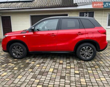 Красный Сузуки Витара, объемом двигателя 1.6 л и пробегом 60 тыс. км за 18500 $, фото 1 на Automoto.ua