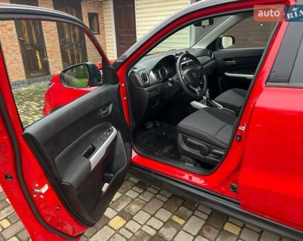 Красный Сузуки Витара, объемом двигателя 1.6 л и пробегом 60 тыс. км за 18500 $, фото 13 на Automoto.ua