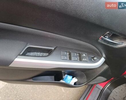 Червоний Сузукі Вітара, об'ємом двигуна 1.59 л та пробігом 85 тис. км за 14799 $, фото 9 на Automoto.ua