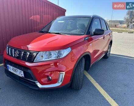 Красный Сузуки Витара, объемом двигателя 1 л и пробегом 83 тыс. км за 17900 $, фото 5 на Automoto.ua