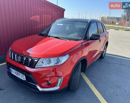 Красный Сузуки Витара, объемом двигателя 1 л и пробегом 83 тыс. км за 17900 $, фото 3 на Automoto.ua
