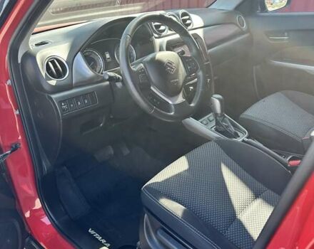 Красный Сузуки Витара, объемом двигателя 1 л и пробегом 83 тыс. км за 17900 $, фото 7 на Automoto.ua
