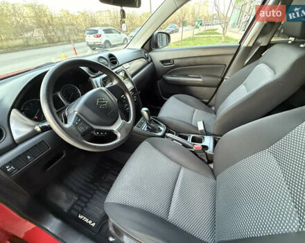 Красный Сузуки Витара, объемом двигателя 1.59 л и пробегом 111 тыс. км за 18700 $, фото 12 на Automoto.ua