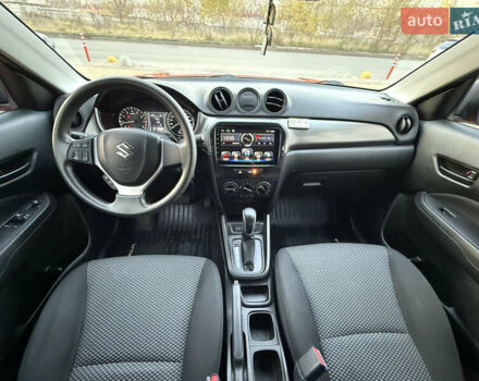 Красный Сузуки Витара, объемом двигателя 1.59 л и пробегом 111 тыс. км за 18700 $, фото 18 на Automoto.ua