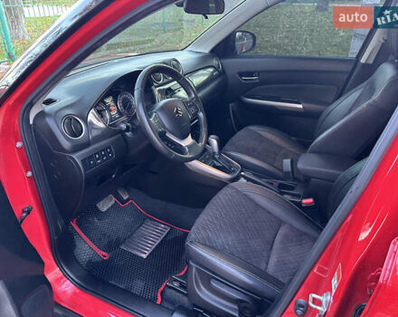 Червоний Сузукі Вітара, об'ємом двигуна 1.37 л та пробігом 48 тис. км за 15999 $, фото 14 на Automoto.ua