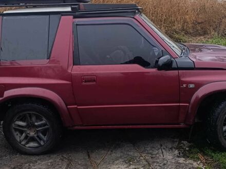 Красный Сузуки Витара, объемом двигателя 1.6 л и пробегом 80 тыс. км за 3500 $, фото 1 на Automoto.ua