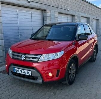 Красный Сузуки Витара, объемом двигателя 1.59 л и пробегом 229 тыс. км за 12800 $, фото 1 на Automoto.ua