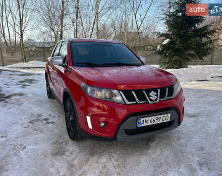 Красный Сузуки Витара, объемом двигателя 1.37 л и пробегом 149 тыс. км за 14499 $, фото 1 на Automoto.ua