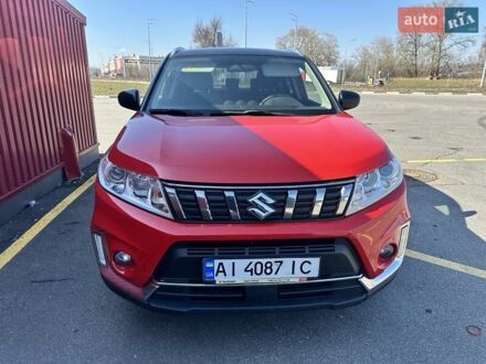 Красный Сузуки Витара, объемом двигателя 1 л и пробегом 83 тыс. км за 17900 $, фото 1 на Automoto.ua