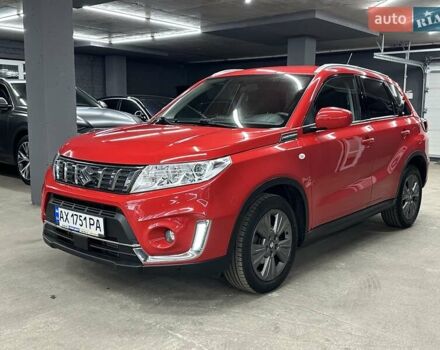 Красный Сузуки Витара, объемом двигателя 1.37 л и пробегом 66 тыс. км за 19100 $, фото 1 на Automoto.ua