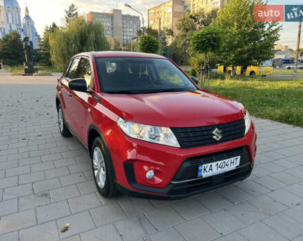Красный Сузуки Витара, объемом двигателя 1.59 л и пробегом 23 тыс. км за 12900 $, фото 1 на Automoto.ua