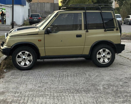 Сузуки Витара, объемом двигателя 1.6 л и пробегом 330 тыс. км за 4000 $, фото 1 на Automoto.ua