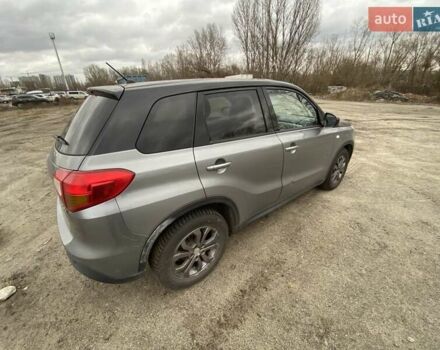 Сузуки Витара, объемом двигателя 1.6 л и пробегом 174 тыс. км за 15000 $, фото 8 на Automoto.ua