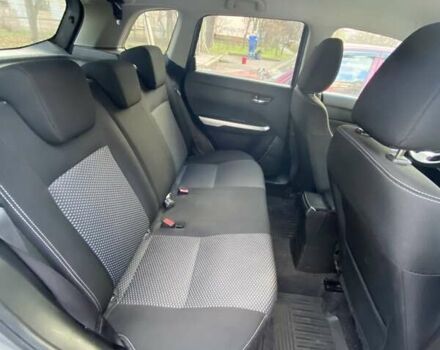 Сузуки Витара, объемом двигателя 1.6 л и пробегом 174 тыс. км за 15000 $, фото 6 на Automoto.ua