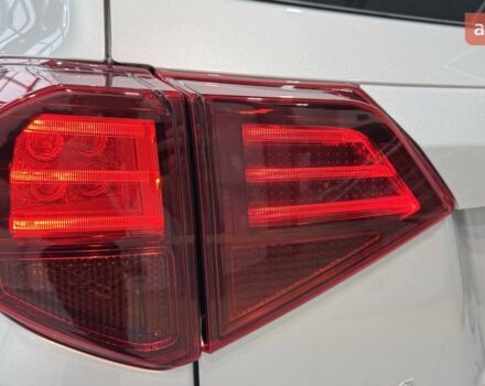 Сузуки Витара, объемом двигателя 1.37 л и пробегом 0 тыс. км за 23644 $, фото 30 на Automoto.ua