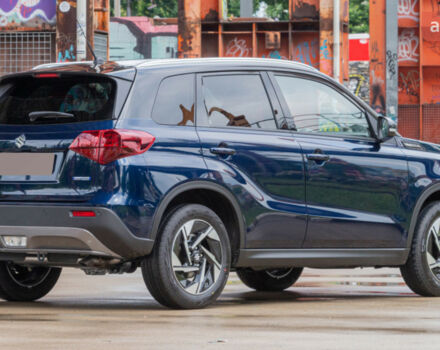 Сузуки Витара, объемом двигателя 1.37 л и пробегом 0 тыс. км за 23855 $, фото 2 на Automoto.ua