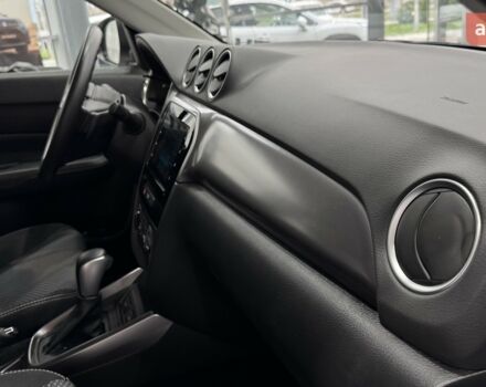 Сузуки Витара, объемом двигателя 1.37 л и пробегом 0 тыс. км за 23644 $, фото 92 на Automoto.ua