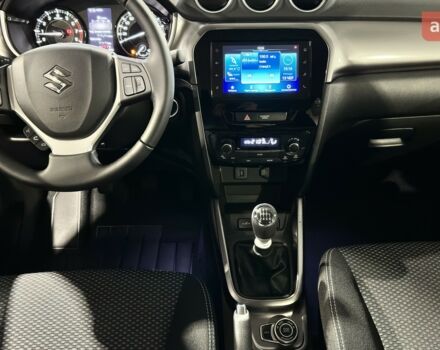 Сузуки Витара, объемом двигателя 1.37 л и пробегом 0 тыс. км за 25354 $, фото 12 на Automoto.ua