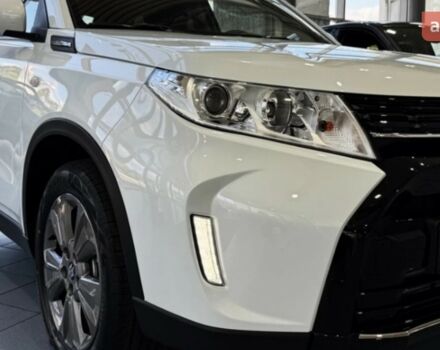 Сузуки Витара, объемом двигателя 1.37 л и пробегом 0 тыс. км за 23569 $, фото 3 на Automoto.ua