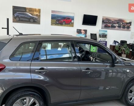 Сузуки Витара, объемом двигателя 1.37 л и пробегом 0 тыс. км за 25287 $, фото 5 на Automoto.ua