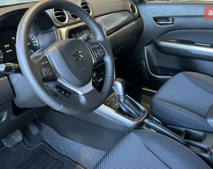 Сузуки Витара 2025 в Днепре (Днепропетровске) на Automoto.ua Сузуки Витара, объемом двигателя 1.37 л и пробегом 0 тыс. км за 24946 $, фото 12 на Automoto.ua