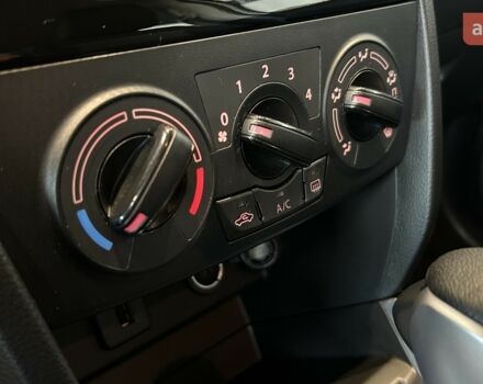 Сузуки Витара, объемом двигателя 1.37 л и пробегом 0 тыс. км за 23143 $, фото 14 на Automoto.ua