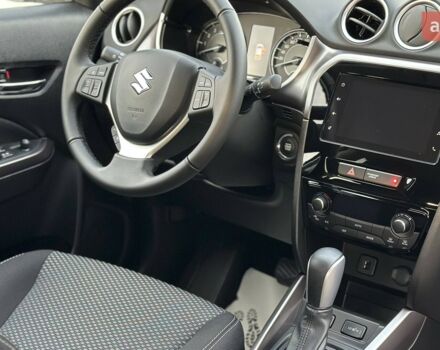 Сузукі Вітара 2025 у Харкові на Automoto.ua Сузукі Вітара, об'ємом двигуна 1.37 л та пробігом 0 тис. км за 24976 $, фото 14 на Automoto.ua