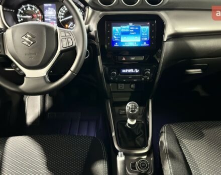 Сузуки Витара, объемом двигателя 1.37 л и пробегом 0 тыс. км за 25354 $, фото 11 на Automoto.ua