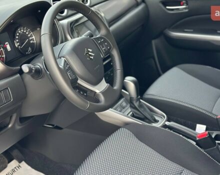 Сузукі Вітара 2025 у Харкові на Automoto.ua Сузукі Вітара, об'ємом двигуна 1.37 л та пробігом 0 тис. км за 24976 $, фото 7 на Automoto.ua