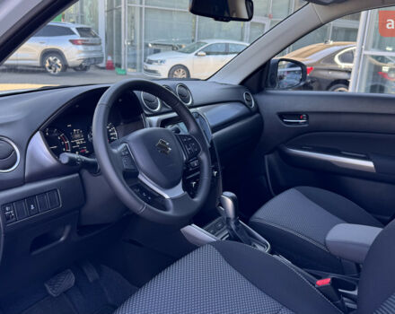 Сузуки Витара, объемом двигателя 1.37 л и пробегом 0 тыс. км за 25350 $, фото 18 на Automoto.ua