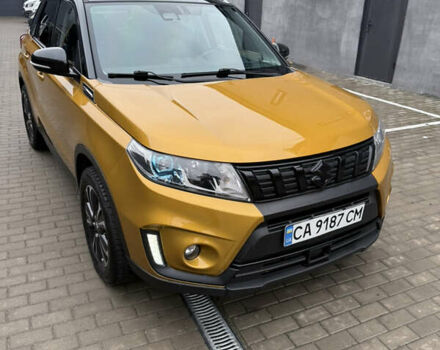 Желтый Сузуки Витара, объемом двигателя 1.4 л и пробегом 96 тыс. км за 19000 $, фото 27 на Automoto.ua