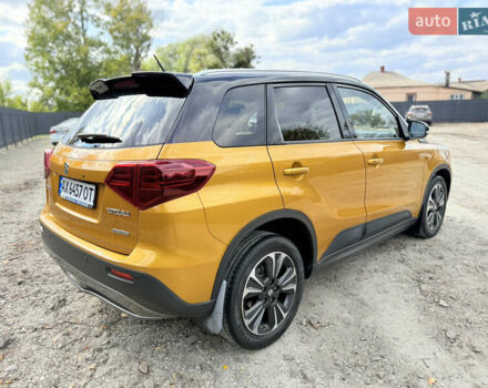 Желтый Сузуки Витара, объемом двигателя 1.37 л и пробегом 141 тыс. км за 17800 $, фото 42 на Automoto.ua