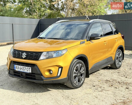 Желтый Сузуки Витара, объемом двигателя 1.37 л и пробегом 141 тыс. км за 17800 $, фото 35 на Automoto.ua
