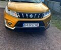 Желтый Сузуки Витара, объемом двигателя 1 л и пробегом 30 тыс. км за 17400 $, фото 1 на Automoto.ua