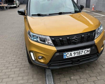 Желтый Сузуки Витара, объемом двигателя 1.4 л и пробегом 96 тыс. км за 19000 $, фото 26 на Automoto.ua